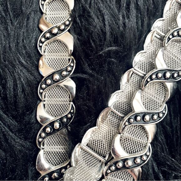 Black Leather & Silver Tone Chainlink Belt Size Large - Picture 6 of 12